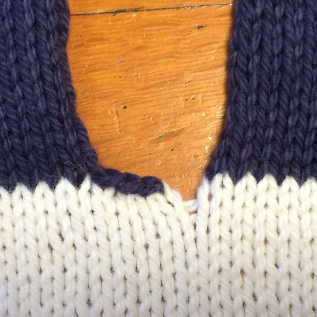 How to close the gap in knitting