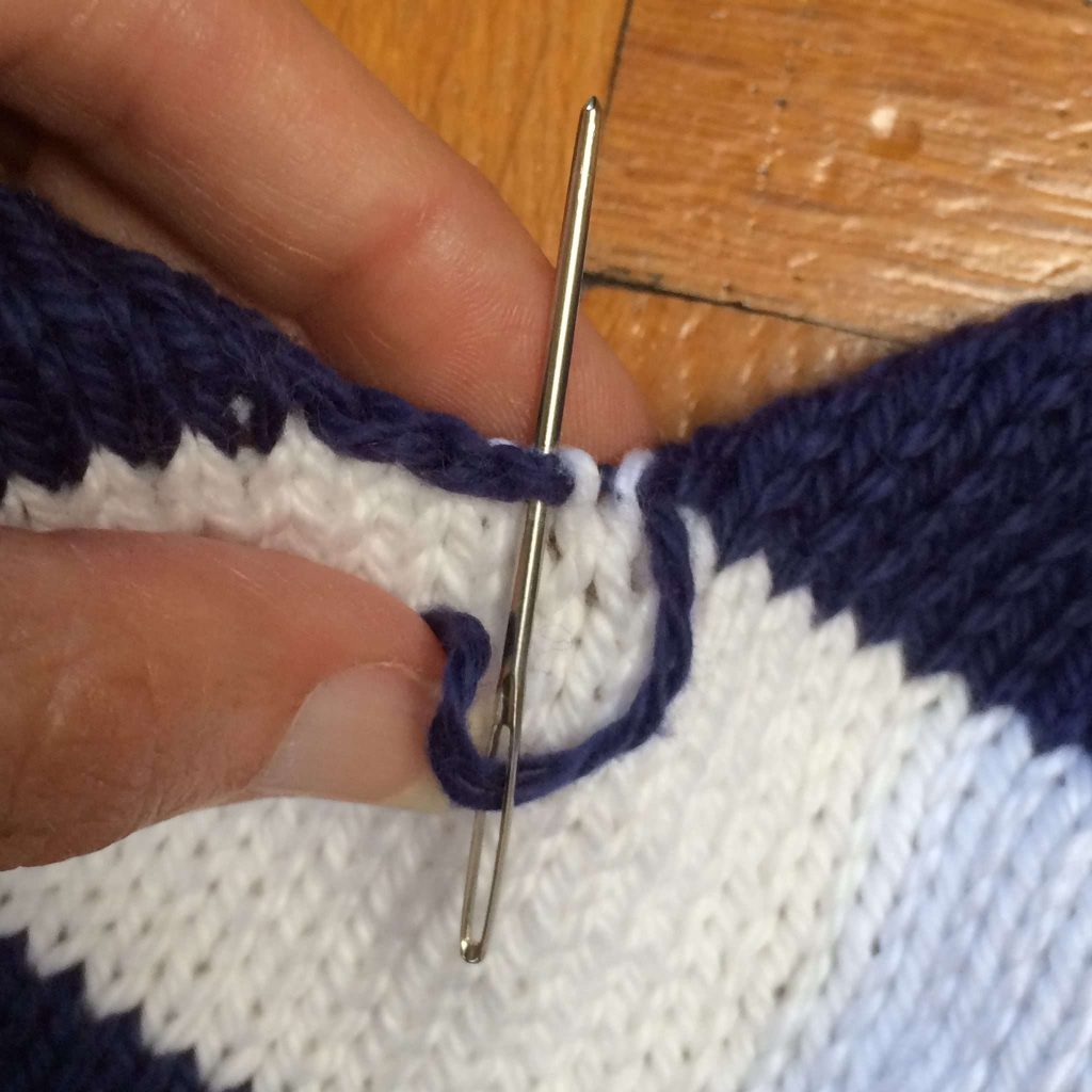How to close the gap in knitting