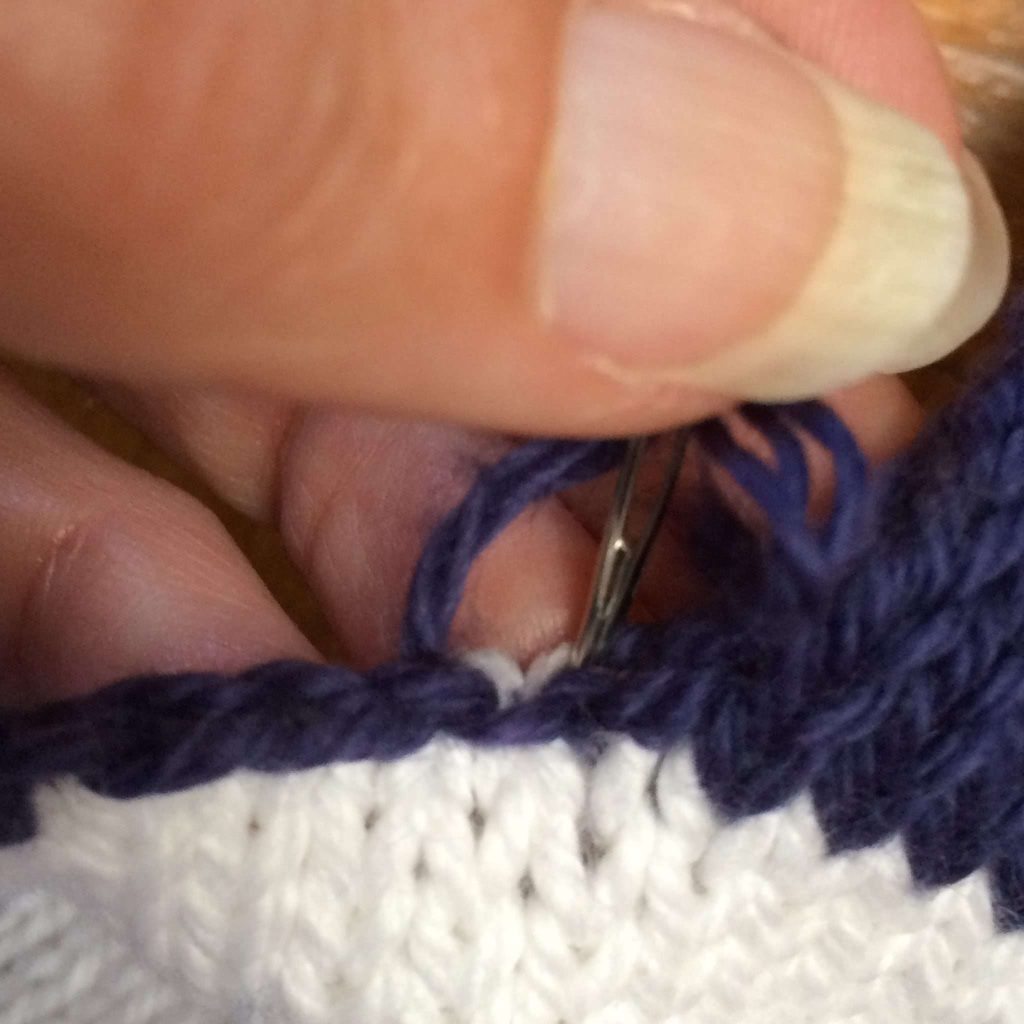 How to close the gap in knitting